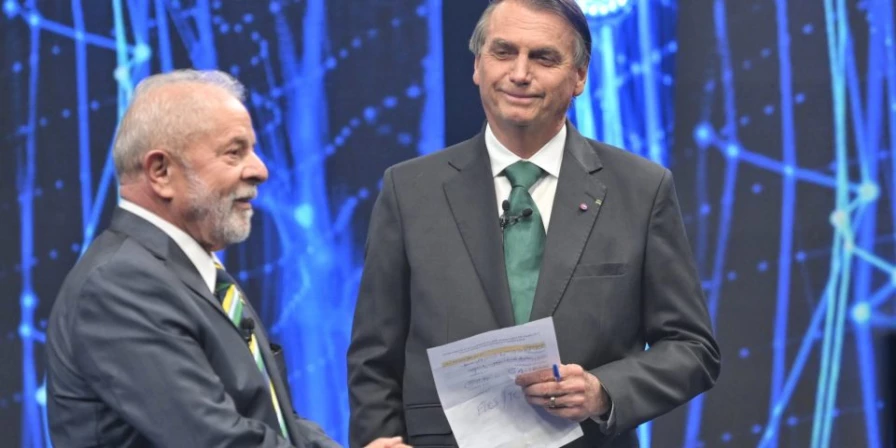 Ninguém arrasta um país para a miséria, ou o conduz ao sucesso, sem o apoio do povo. Não será diferente com Bolsonaro e Lula.