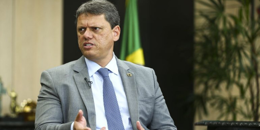 Tarcísio Descarta Candidatura