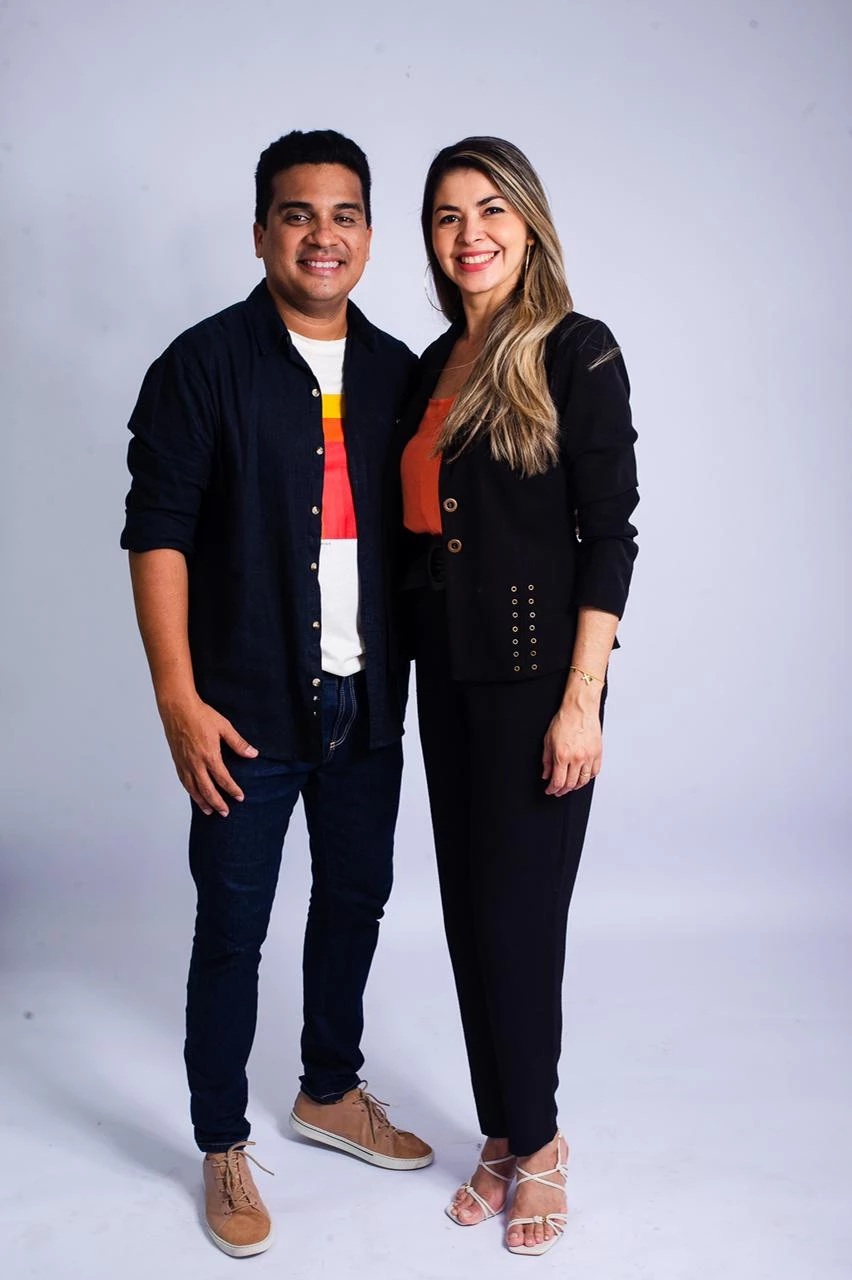 Emanuel e Ellen os produtores e responsáveis pela Festa da Música e Prêmio Papete, Emanoel Jesus e Elen Soares. (Foto: Divulgação)