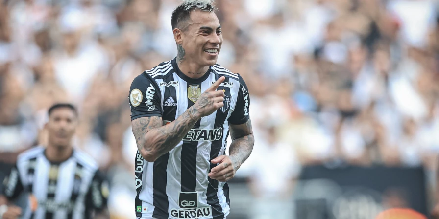 O Atlético-MG venceu o Corinthians na Neo Química Arena.