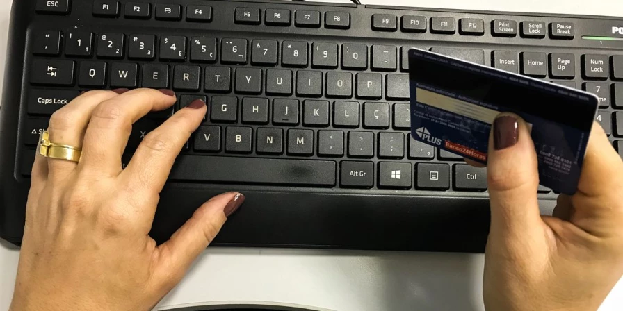 Com essa medida, os estados buscam fazer parte dos esforços do governo para combater as compras em sites estrangeiros de varejo.
