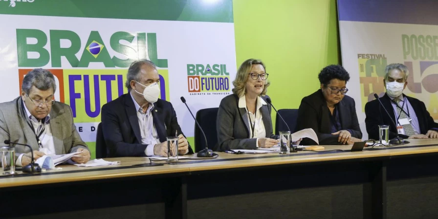 Equipe de transição apresentou denúncia após analisar contratos