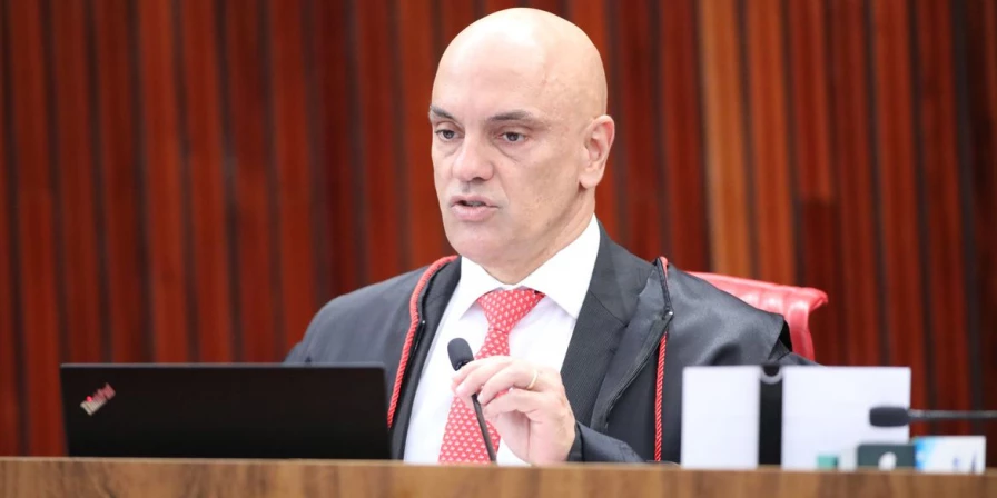 No falso documento, consta que Moraes teria mandado se prender por “litigância de má-fé”