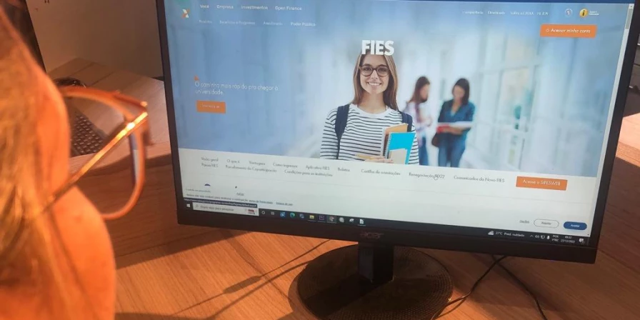 Fundo de Financiamento Estudantil (Fies).