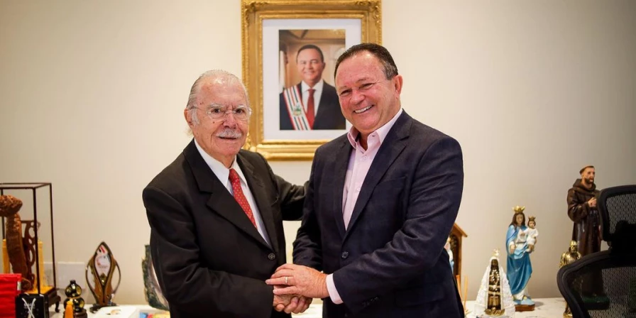 Sarney e Brandão durante encontro no Palácio dos Leões