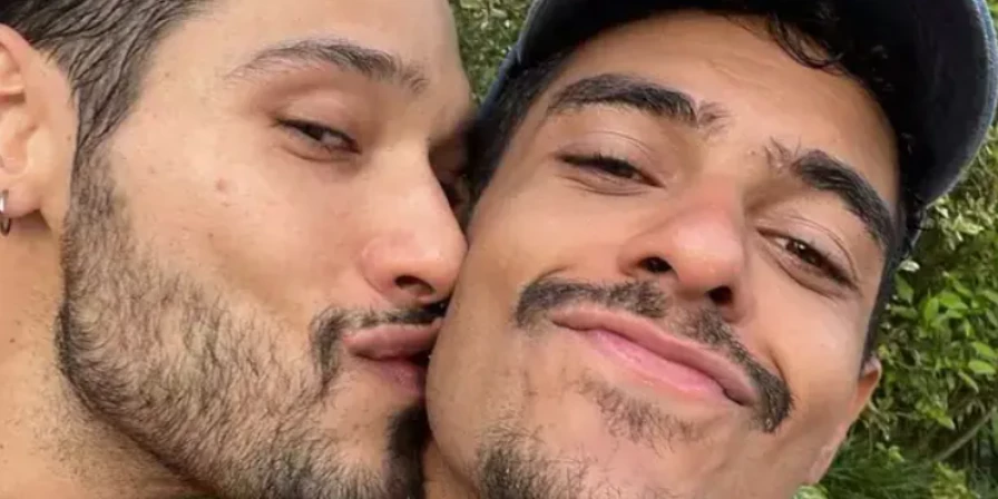 O casal está curtindo esse início de ano em Minas Gerais.