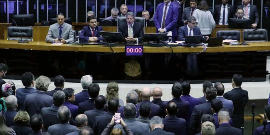Deputados protocolam pedido de criação da CPI das Americanas