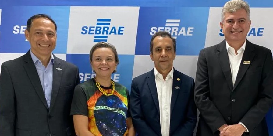 Mauro Borralho, Edila Neves, Celso Gonçalo e Albertino Leal de Barros Filho.