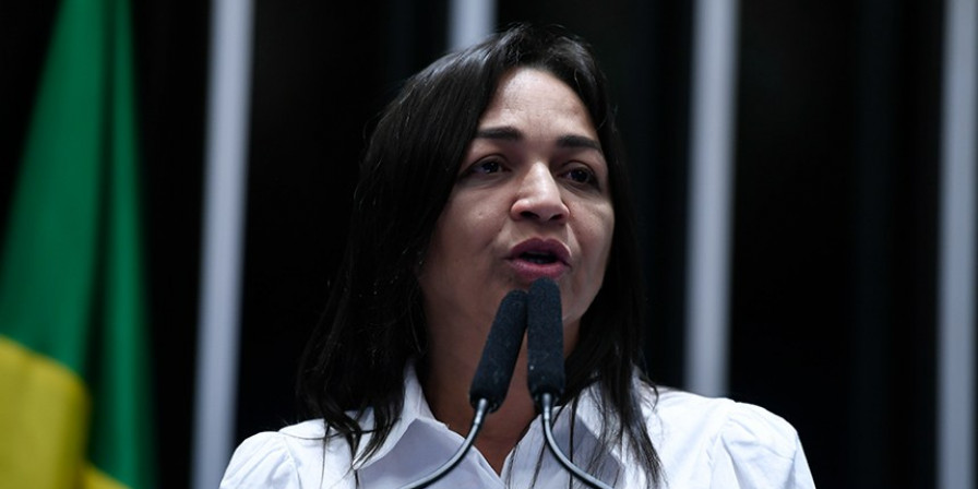 PEC sobre aposentadoria compulsória adiada