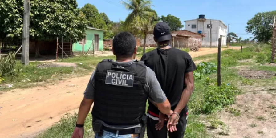 Após receber voz de prisão, o homem foi encaminhado para a delegacia de Paço do Lumiar.