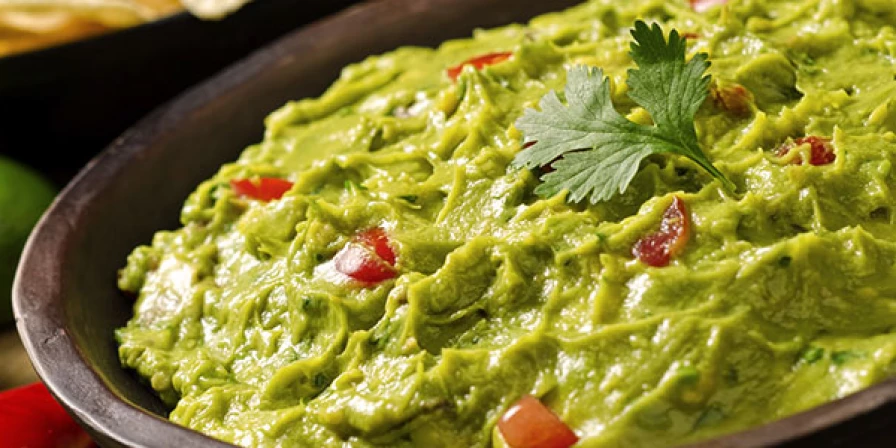 Guacamole rápido e fácil.