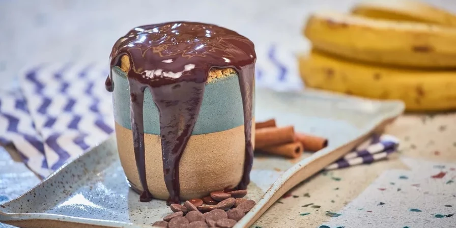 Use a banana mais madura que você tiver em casa, pois ela deixará o bolo ainda mais doce.