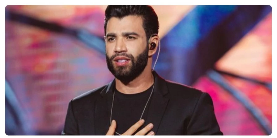 Gusttavo Lima e o carro de luxo