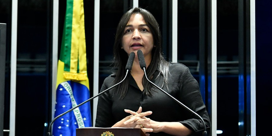 Eliziane Gama em busca de reeleição