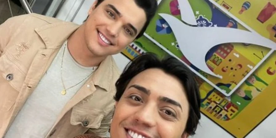 Cantores Fernando e Franco farão show a bordo de embarcação neste domingo