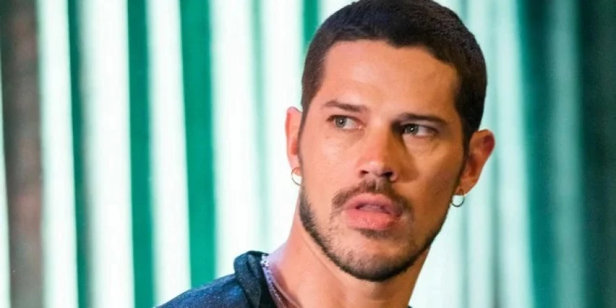 Lui Lorenzo (José Loreto)