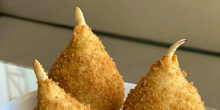 Coxinha de Caraguejo.