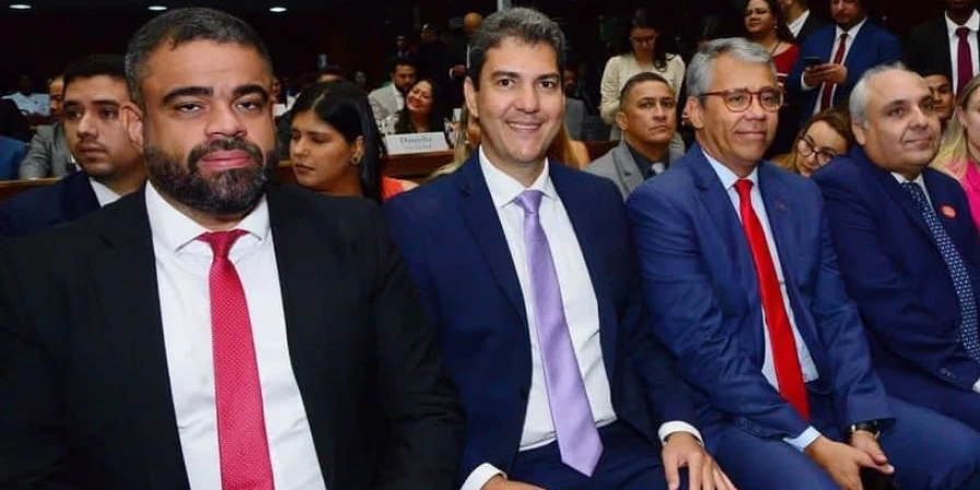 Eduardo Braide participou, ao lado de Paulo Victor, em primeira sessão da Assembleia Legislativa