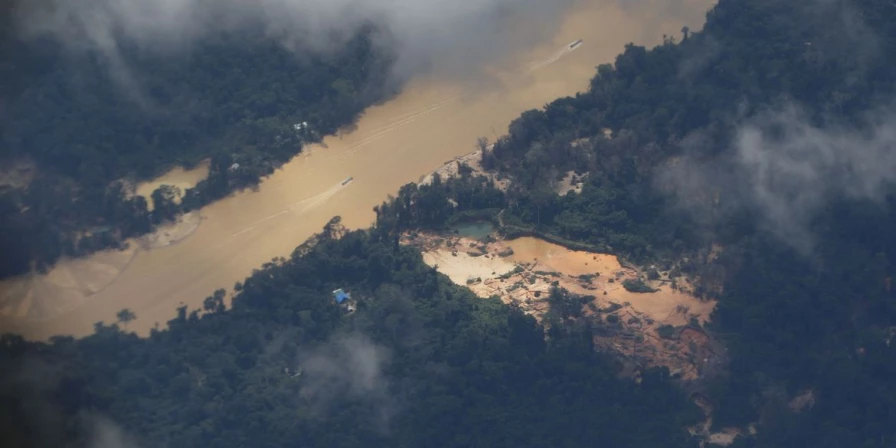 Muitos garimpeiros começaram a deixar a área logo após o governo federal anunciar que a retirada dos não indígenas da reserva yanomami é uma prioridade.