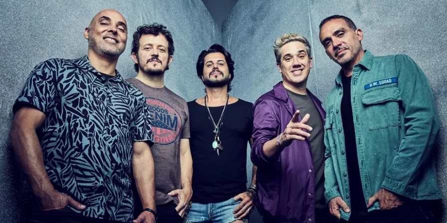 Integrantes da banda Jota Quest