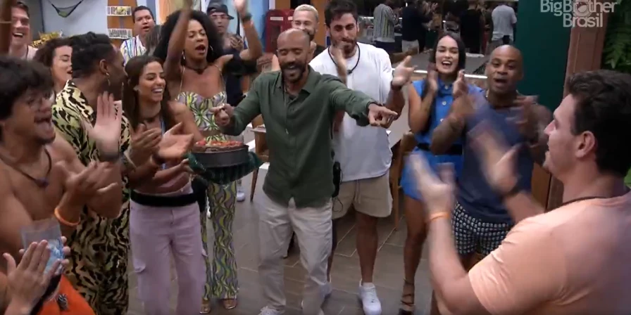 O cowboy agradeceu o carinho de todos e falou sobre a importância de está fazendo 28 anos no BBB.