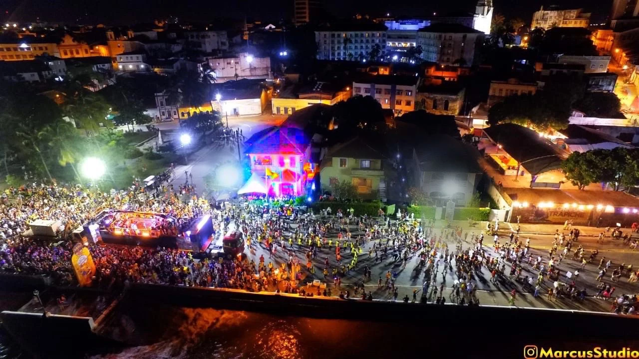 Camarote incrustrado no circuito de folia da Beira-Mar será ponto estratégico de foliões