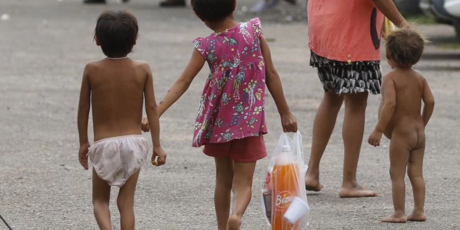 Catorze crianças yanomami diagnosticadas com desnutrição grave ganharam peso e evoluíram para quadros moderados.