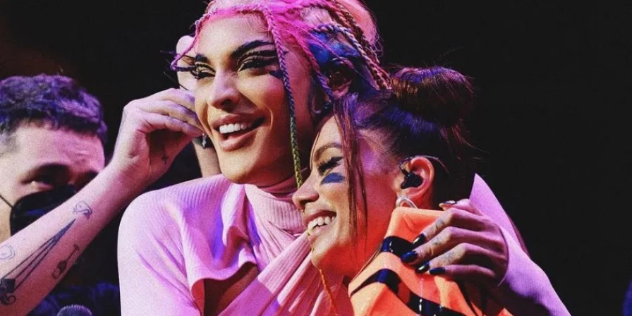 O novo álbum da Pabllo Vittar foi lançado no dia 8 de fevereiro.