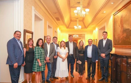 Iracema Vale recebeu ministros e autoridades no Palácio dos Leões durante o governo interino