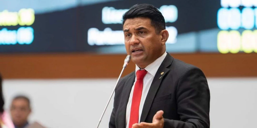 Wellington do Curso já colheu 22 assinaturas para criar a CPI da Telefonia