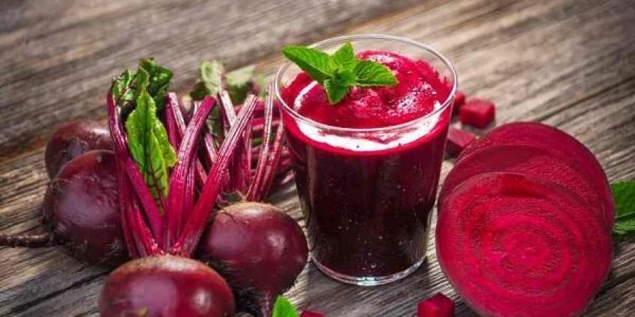 Suco de beterraba.