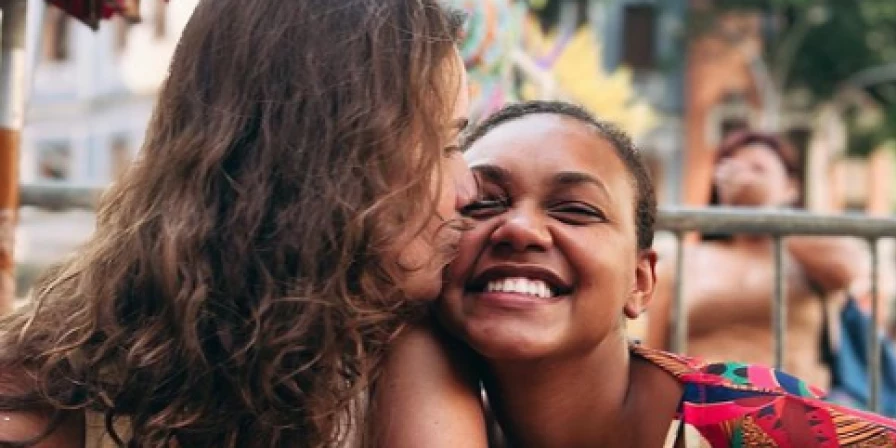 Jessi Alves assumiu seu relacionamento e se declarou para namorada.