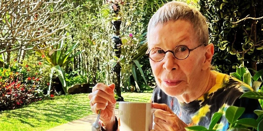 A cantora e compositora Rita Lee, de 75 anos.