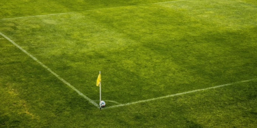 Apesar de longe da perfeição, o futebol brasileiro aos poucos se profissionaliza.