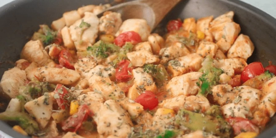 Fique à vontade para usar outros legumes de sua preferência no preparo.