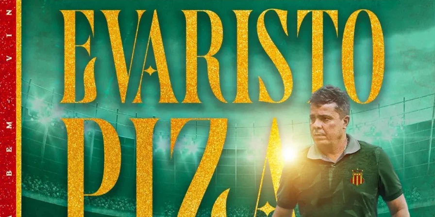 Novo profissional assinou contrato, conheceu as instalações do clube e foi para o campo