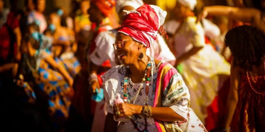 O Festeja São Luís consiste em ações culturais carnavalescas em algumas comunidades da cidade nos finais de semana.