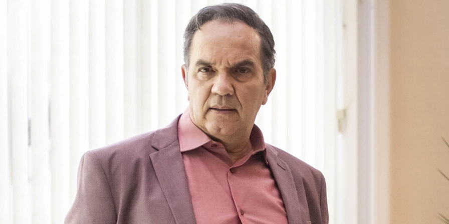 Guerra (Humberto Martins)