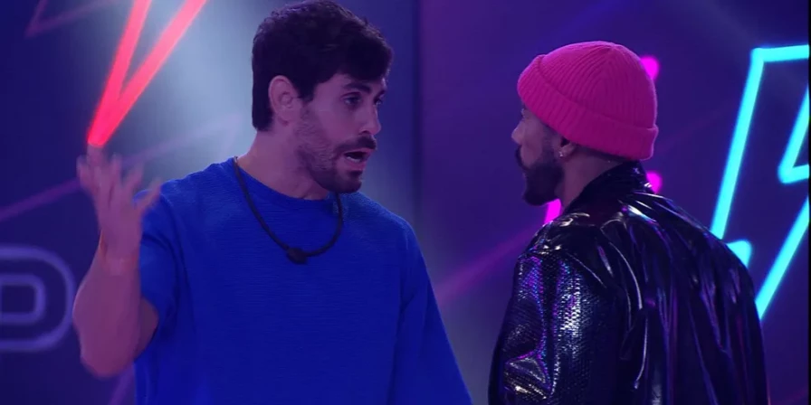 Ricardo e Cara de Sapato se desentendem