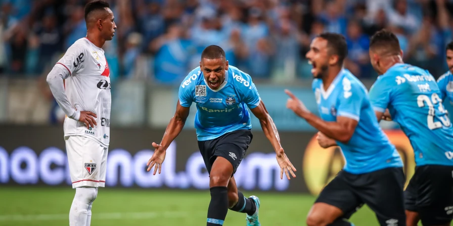 Jogando em casa, o Grêmio derrotou o Ferroviário.