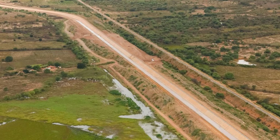 Grupo irá avaliar trechos da obra que estariam obstruídos, impedindo a passagem da água.