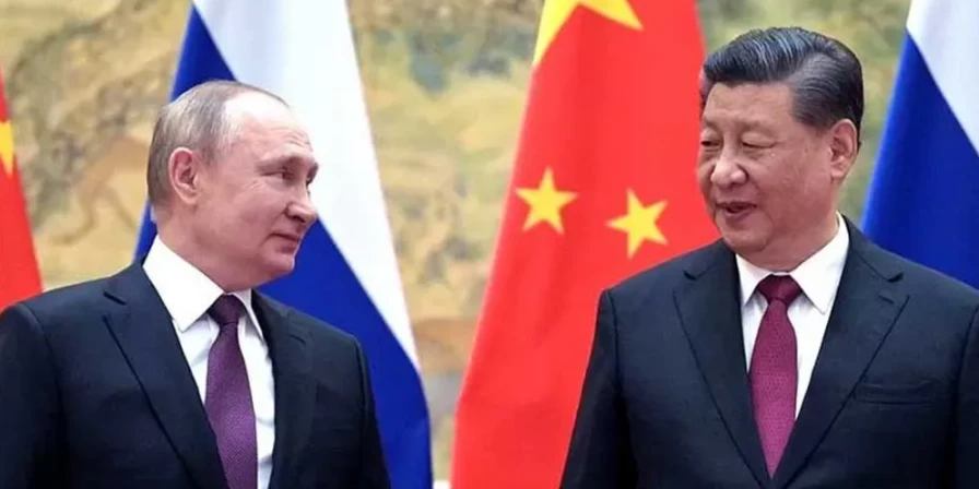 Vladmir Putin e Xi Jinping terão encontro nesta segunda-feira