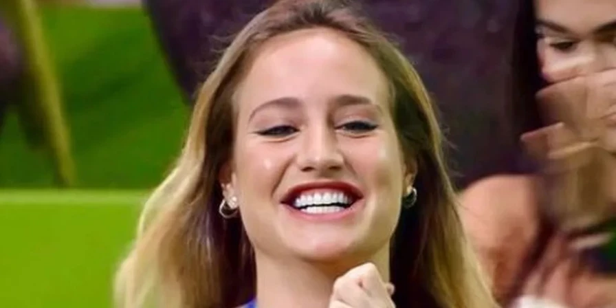 Bruna Griphao amou sua festa com temática de novelas