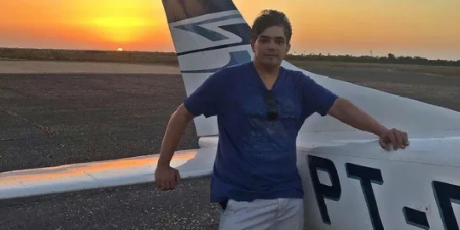 O médico Jacinto Lay sofreu um acidente de avião.