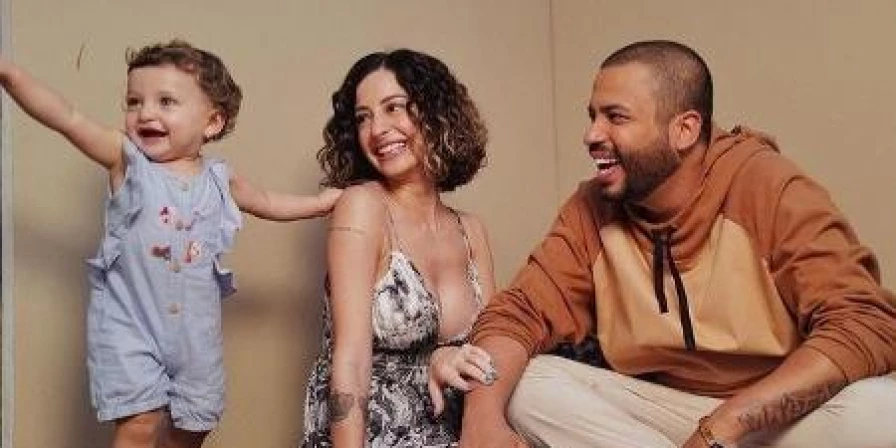 Tâmara Contro anuncia fim do casamento com Projota na manhã desta quarta-feira (29).