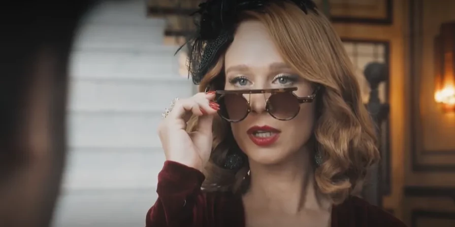 Amor Perfeito: Gilda (Mariana Ximenes) quer seduzir Orlando (Diogo Almeida) para tê-lo como aliado