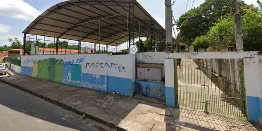 Após receber a ameaça, a professora decidiu registrar o boletim de ocorrência, na Delegacia do Adolescente Infrator.