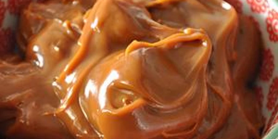 Pé de moça de colher cremoso.
