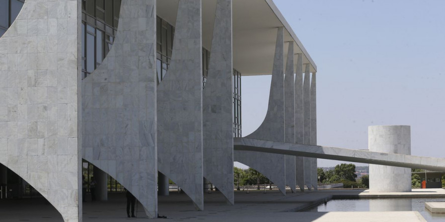 STF julgará conflito entre leis