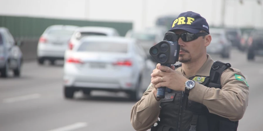 PRF divulgou balanço da Operação Tiradentes nesta segunda-feira (24).